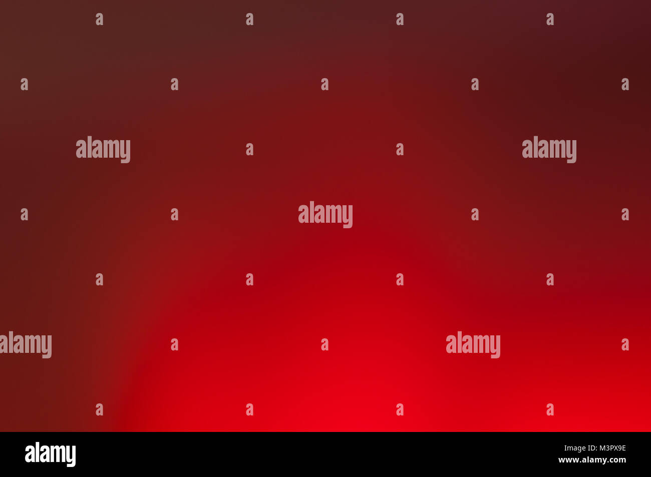 Rosso profondo e caldo morbida luce gradiente dello sfondo astratto Foto Stock