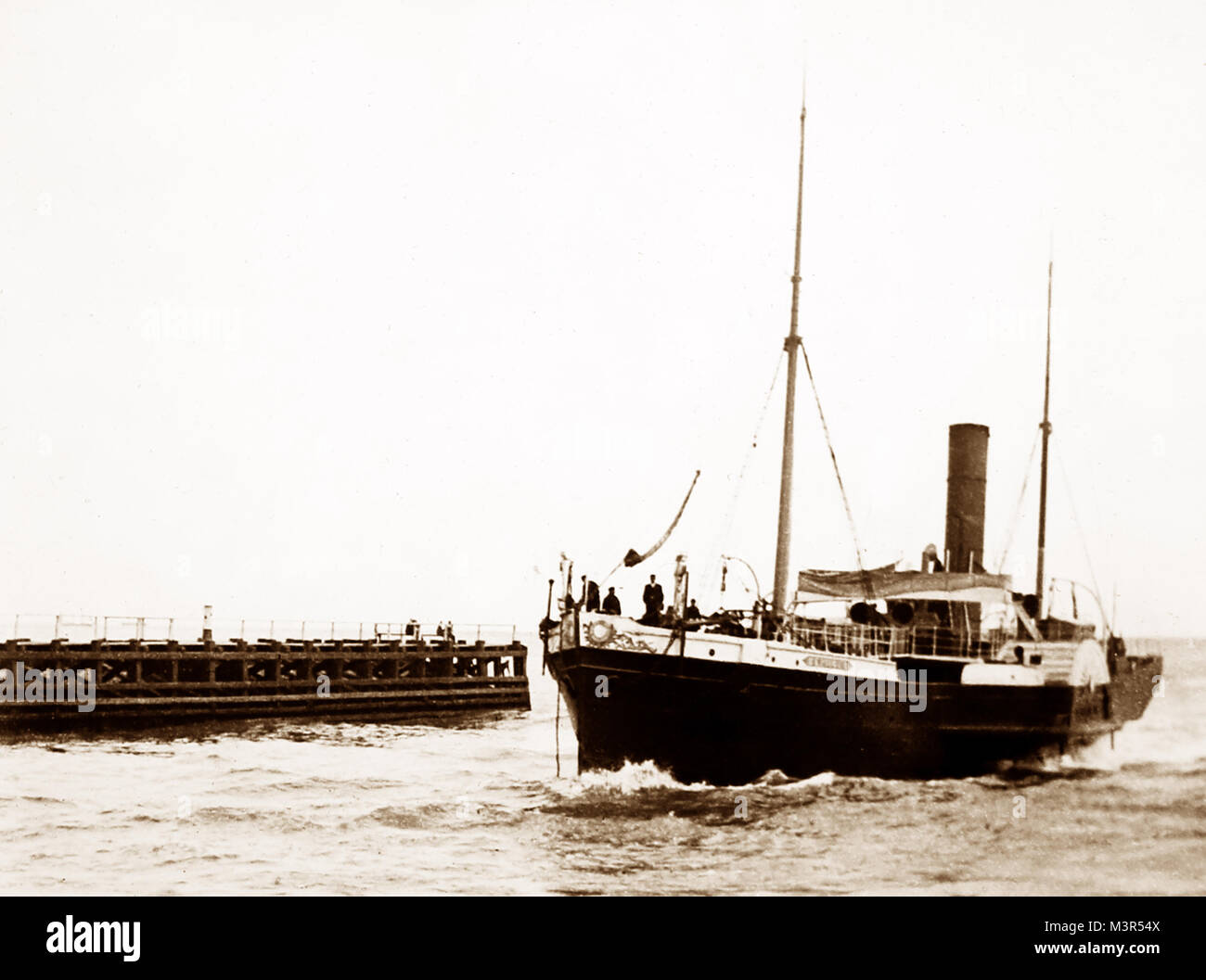Battello a vapore sul Fiume y vengono, Norfolk, primi 1900s Foto Stock