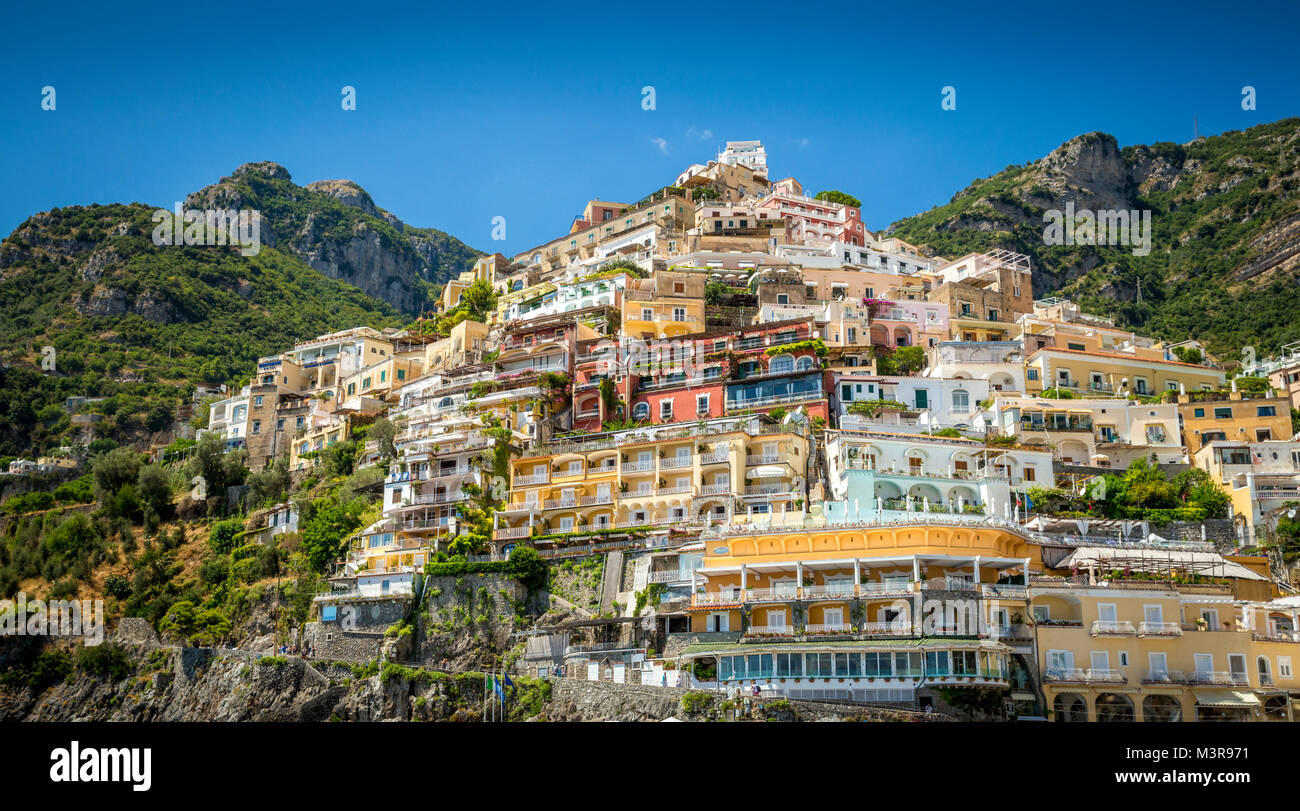 Città di Positano. Costiera Amalfitana in Italia Foto Stock
