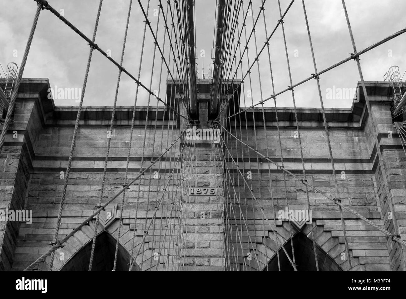 Struttura di ponte di Brooklyn, in bianco e nero Foto Stock