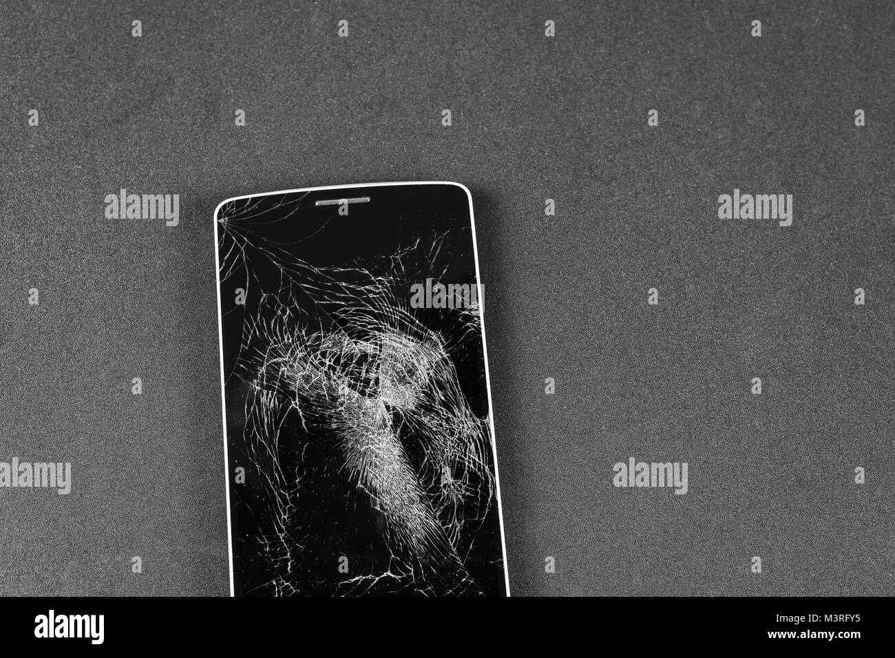 Mobile Smart Phone con schermo rotto e manutenzione, telefono, Foto Stock