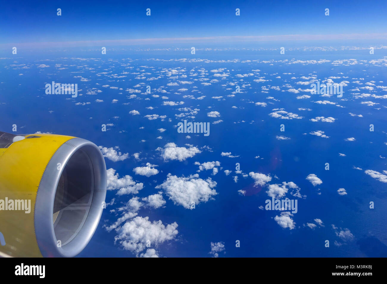 Vista da finestra di Vueling Airbus 320 in Spagna Foto Stock
