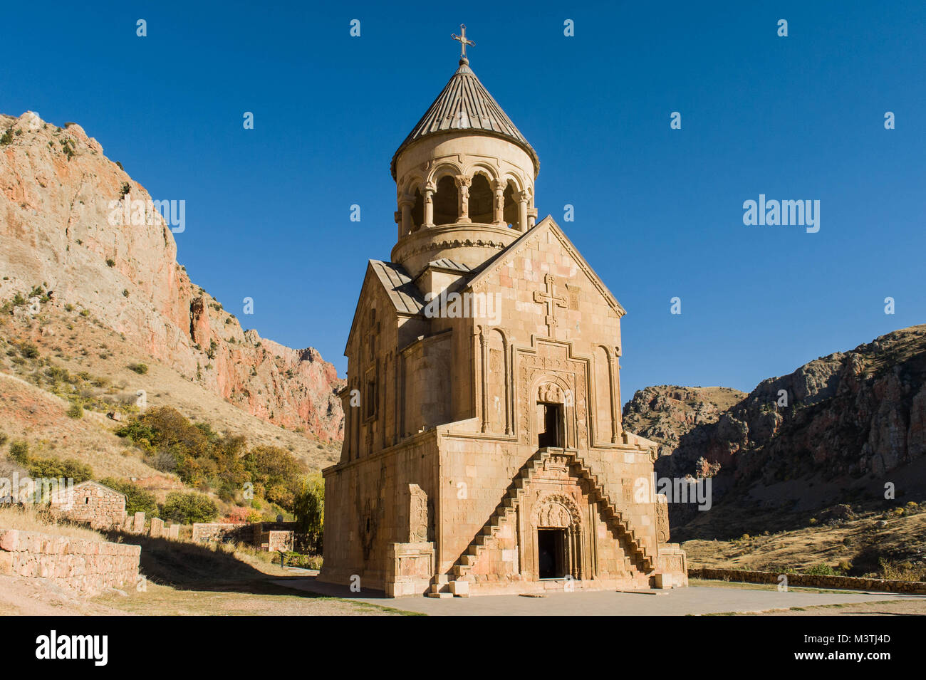 Noravank, il significato di "nuovo monastero' in armeno è un 13esimo secolo monastero armeno, situato a 122km da Yerevan in una stretta gola realizzata dall'Amaghu ri Foto Stock