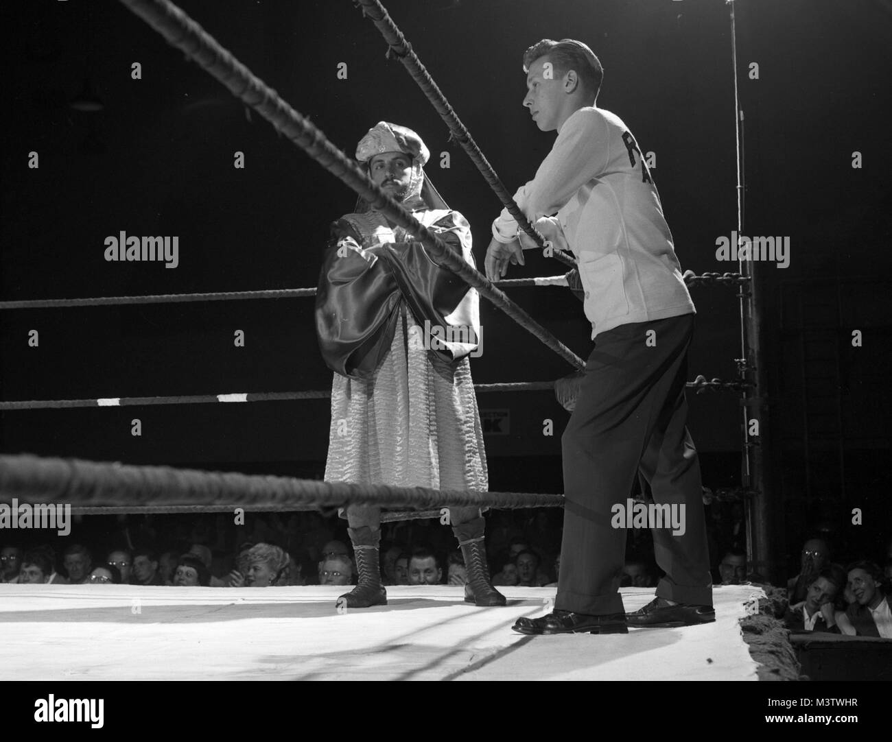 Ed Farhat, wrestler noto come lo sceicco di Araby, 1952 Foto Stock