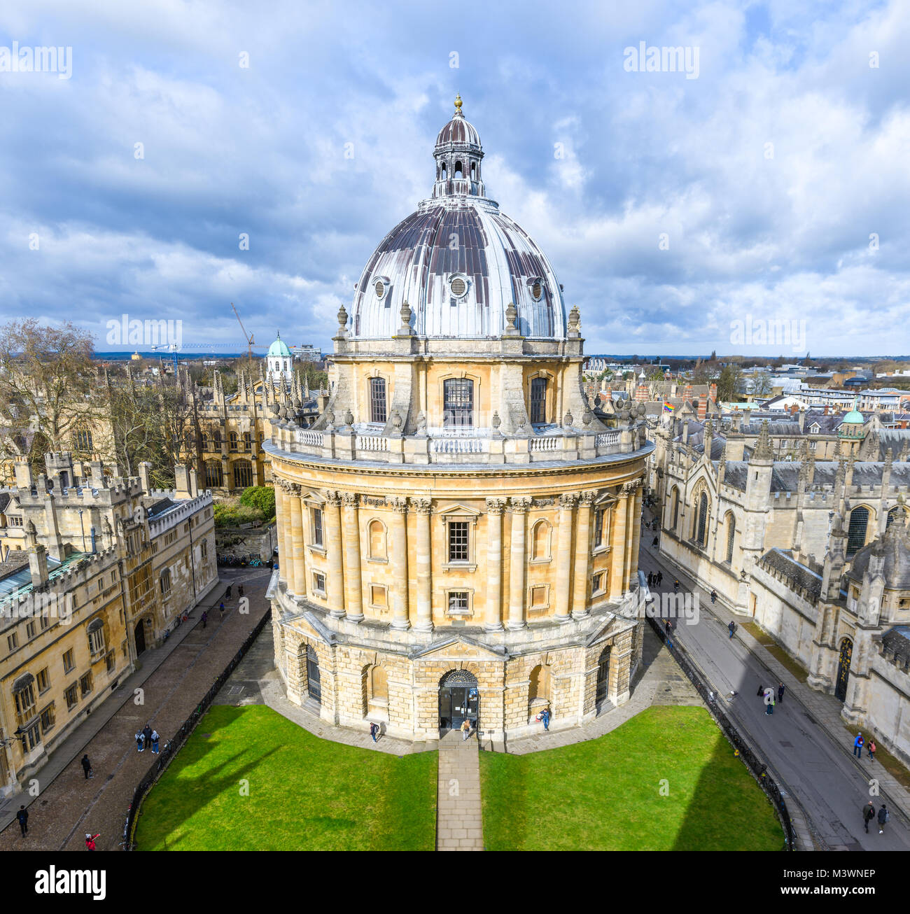 Il Sheldonian tre piani rotondo a cupola biblioteca presso l università di Oxford, Inghilterra. Foto Stock