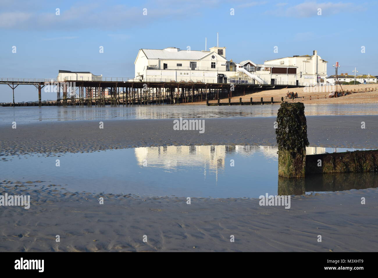 PIER, BOGNOR REGIS, Regno Unito a molto bassa marea febbraio 6th, 2018 Foto Stock