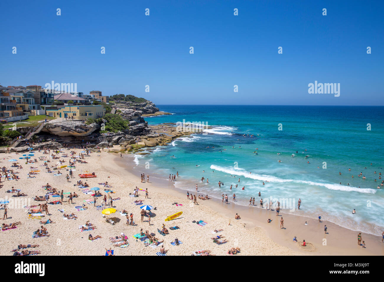 Tamarama Beach A Sydney Sobborghi Orientali Su Una Giornata D Estate Sydney Australia Foto Stock Alamy Tamarama Beach A Sydney Sobborghi Orientali Su Una Giornata D Estate Sydney Australia Foto Stock Alamy