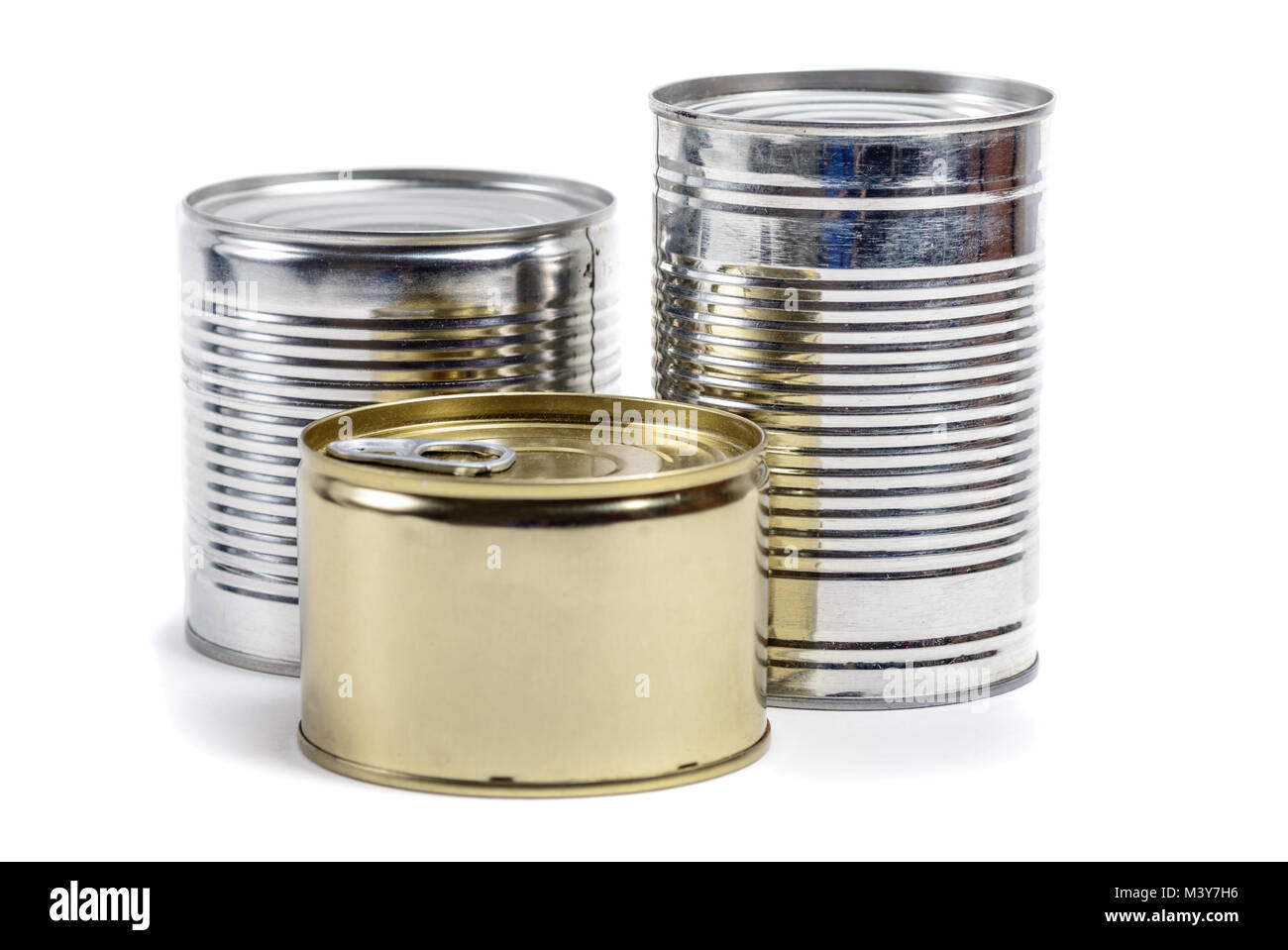 Lattine per alimenti su sfondo bianco Foto Stock