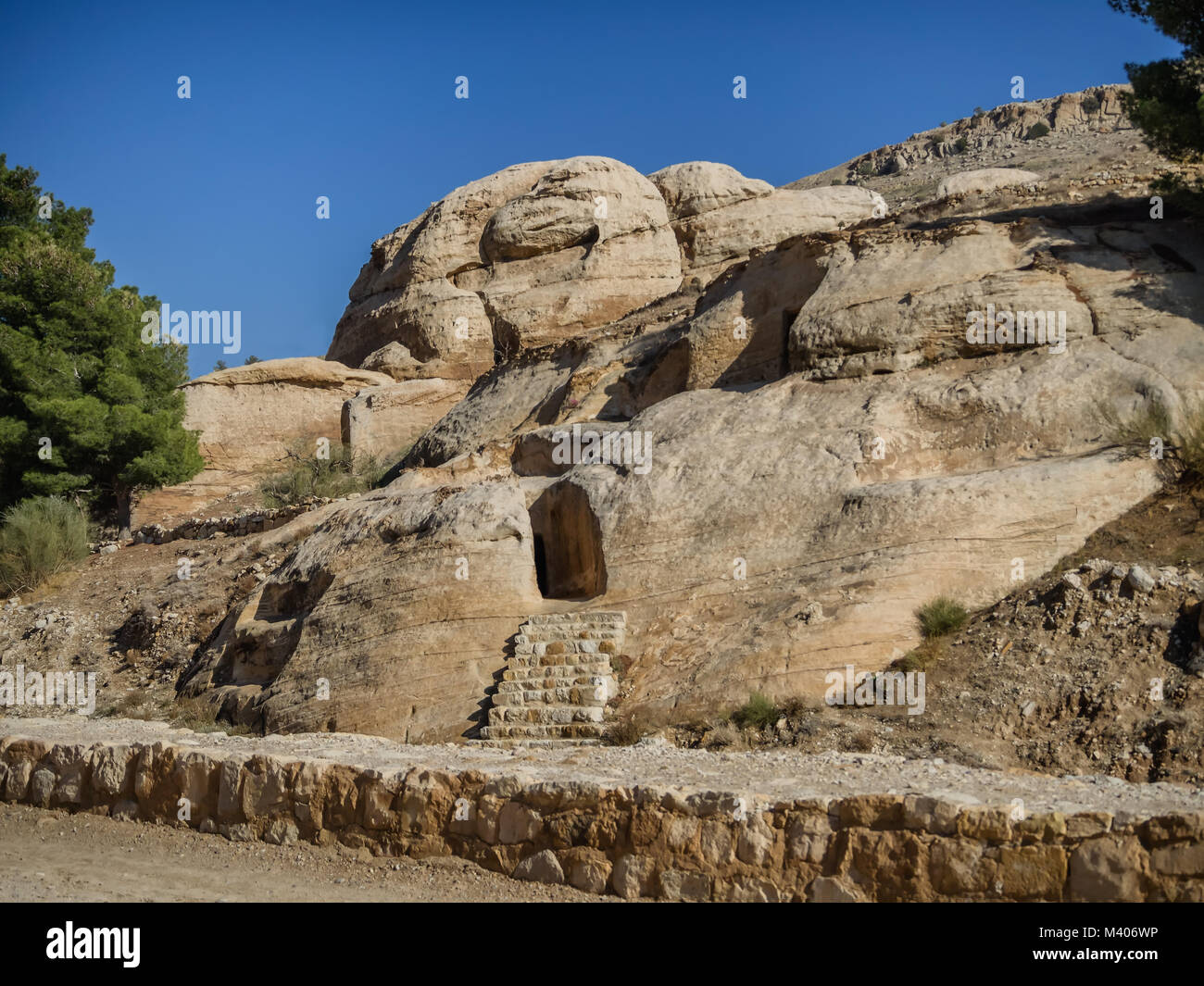 Case abitazioni in Petra città perduta in Giordania Foto Stock