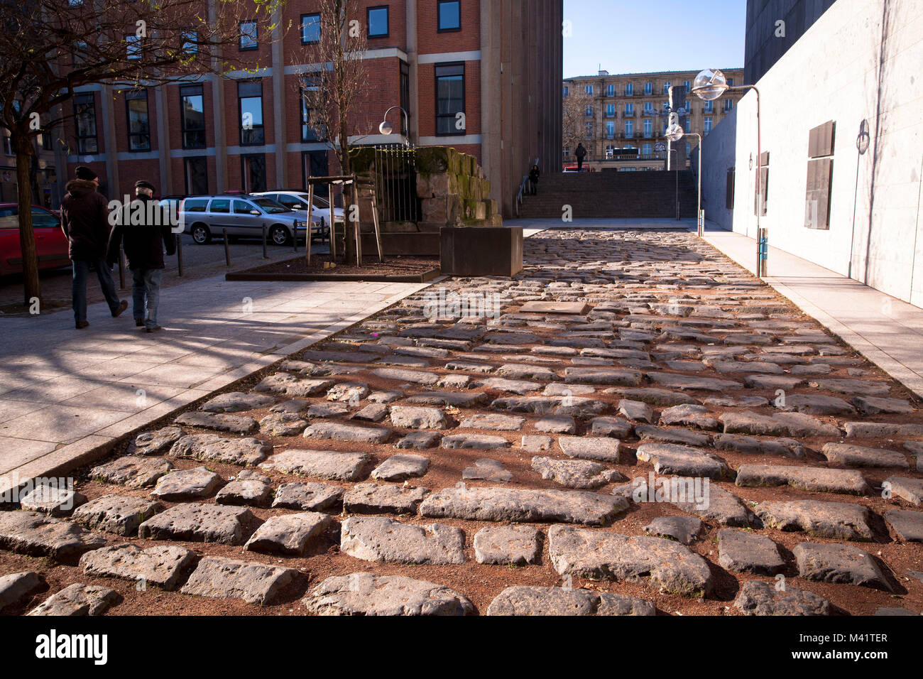 L'Europa, Germania, Colonia, antico porto romano street vicino alla cattedrale. Europa, Deutschland, Koeln, alte roemische Hafenstrasse nahe Dom. Foto Stock