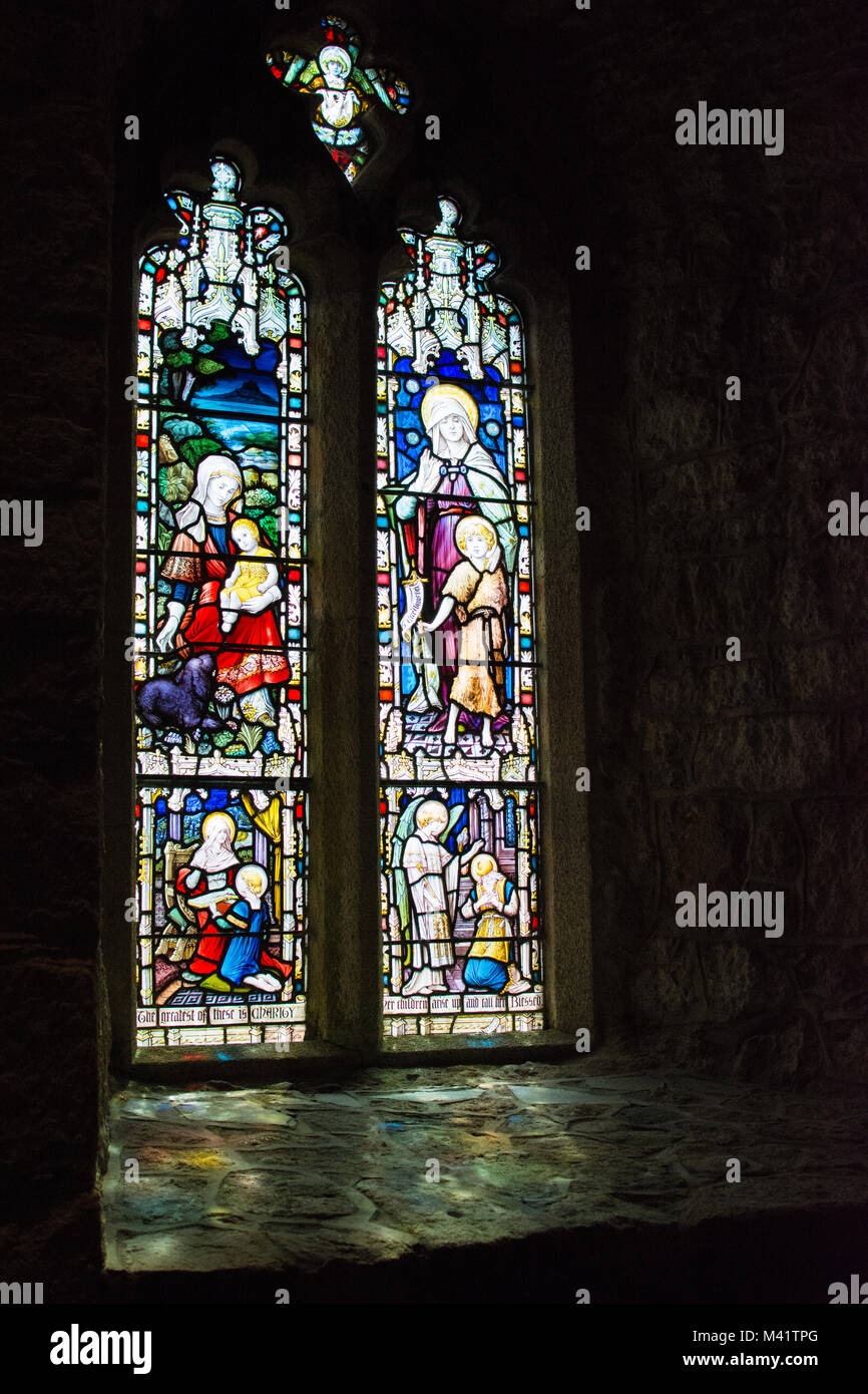 Bella vetrata di una Chiesa inglese Foto Stock