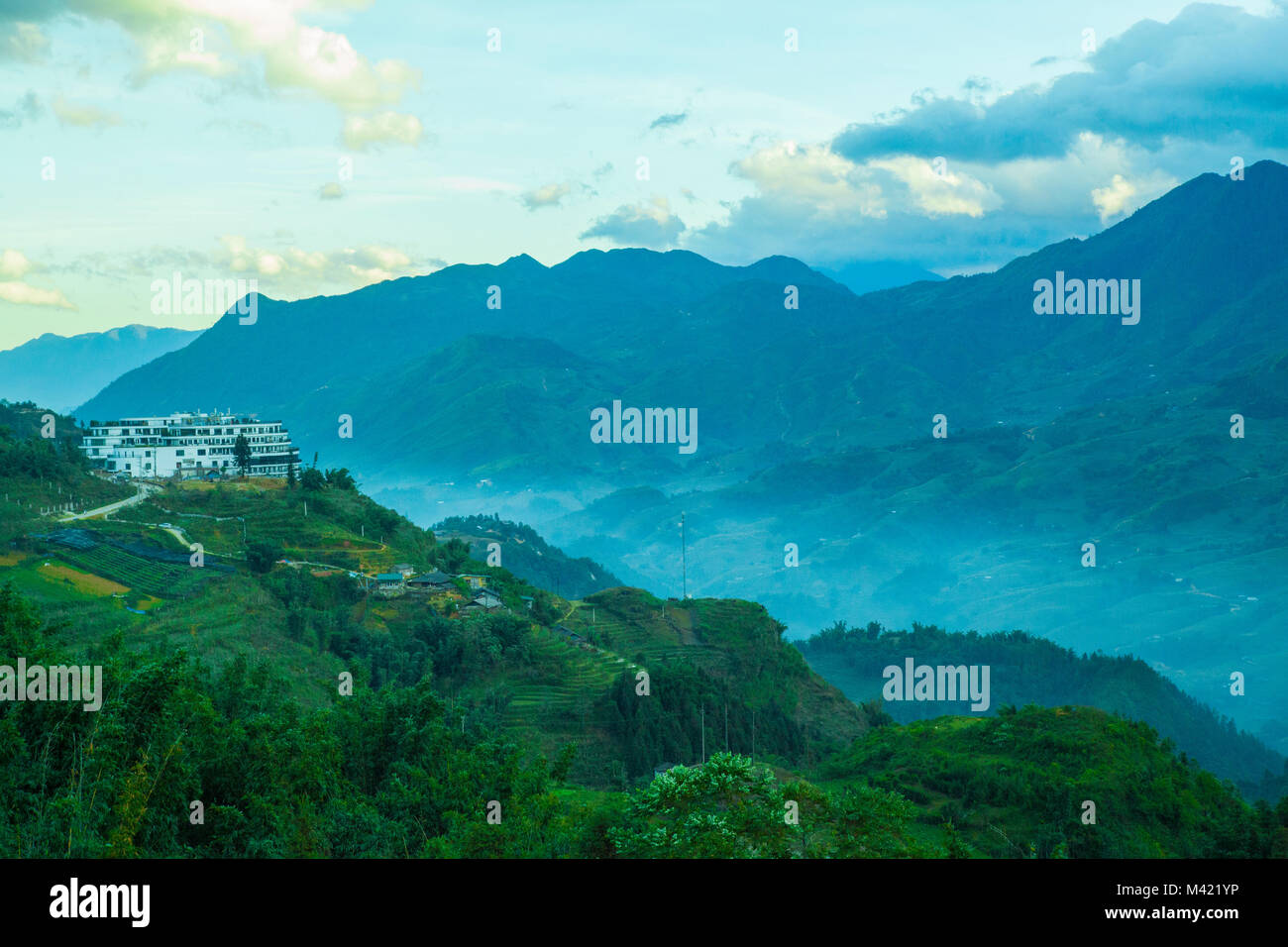 Mountians e campi di riso di Sa Pa Vietnam Foto Stock