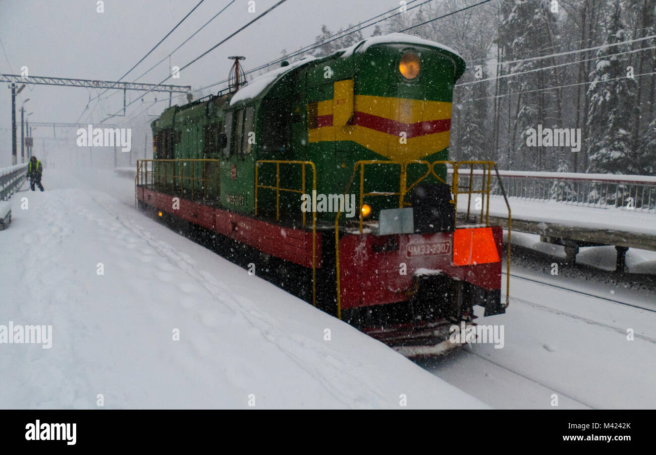 Inverno sulla ferrovia Foto Stock