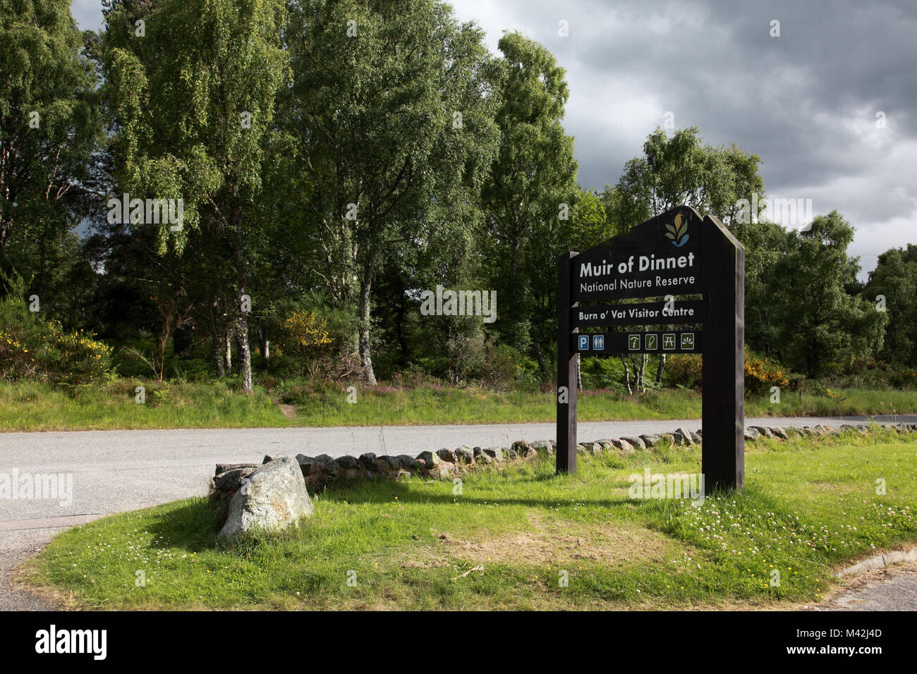 Ingresso alla masterizzazione o' iva Visitor Center ai Muir of Dinnet Riserva Naturale Nazionale vicino a Ballater, Scozia Foto Stock