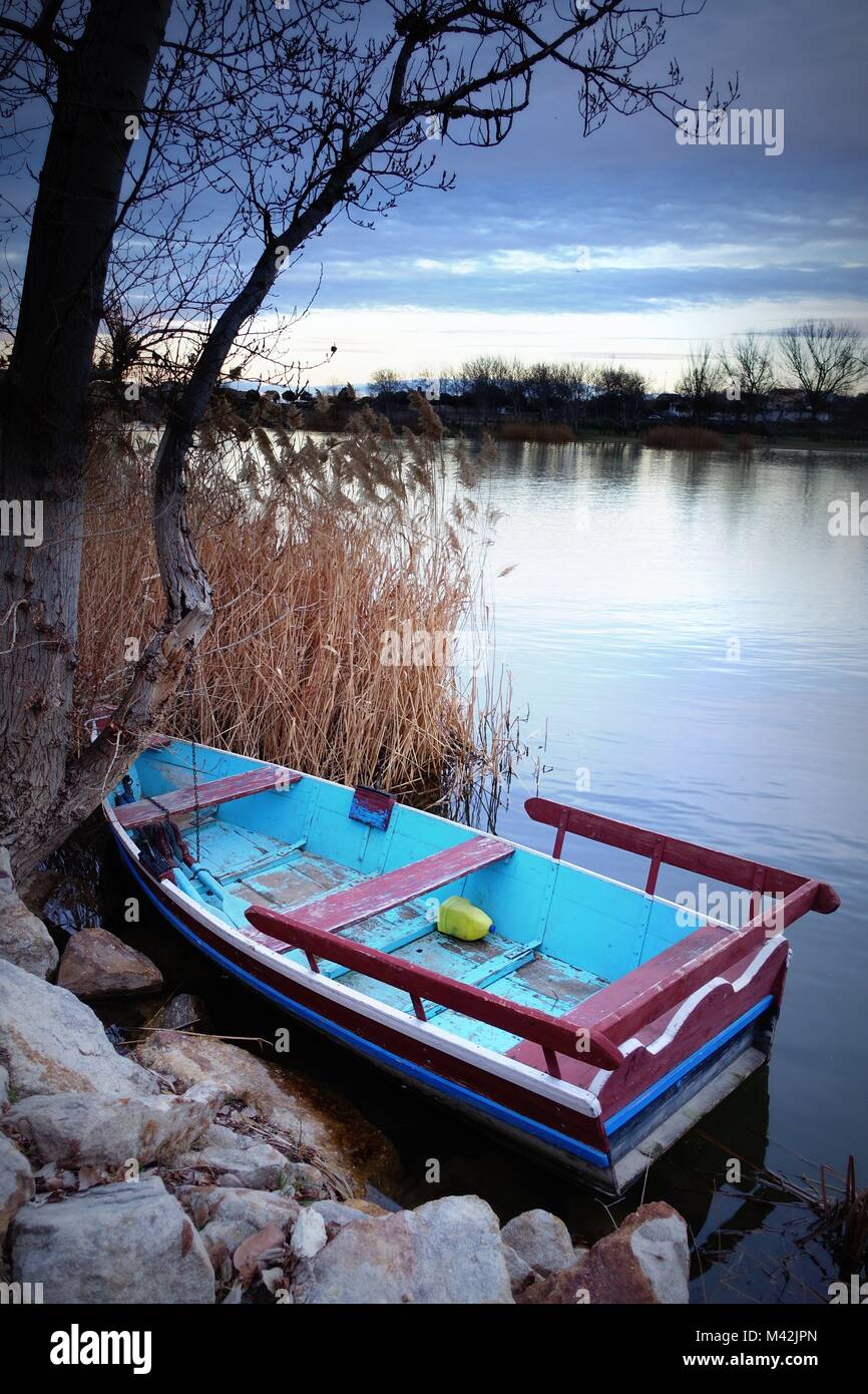 Antica barca, fiume Douro, Zamora, Spagna Foto Stock