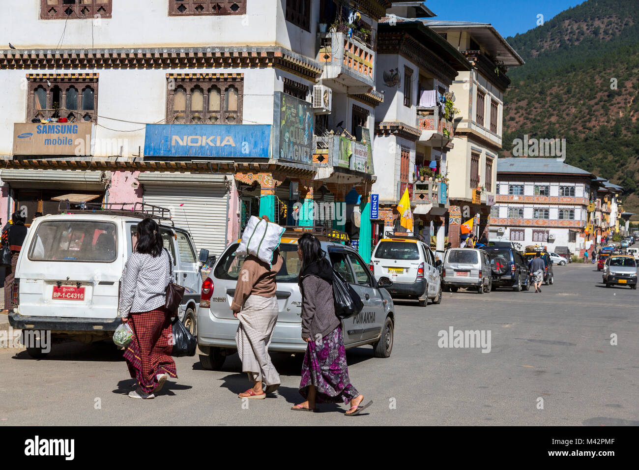 Punakha, Bhutan. Scena di strada. Foto Stock