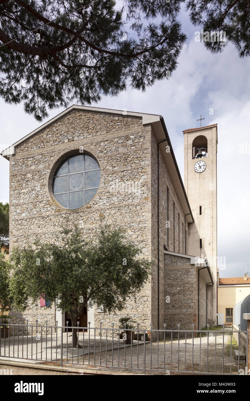 Marina di Campo, chiesa Parocchia San Gaetano,Elba Foto Stock