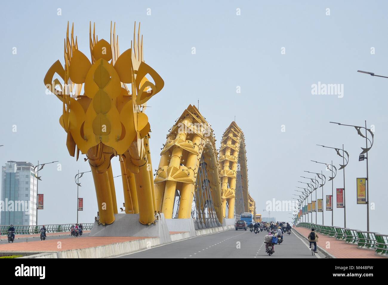 DRAGON BRIDGE, Da Nang, Vietnam. Foto Stock