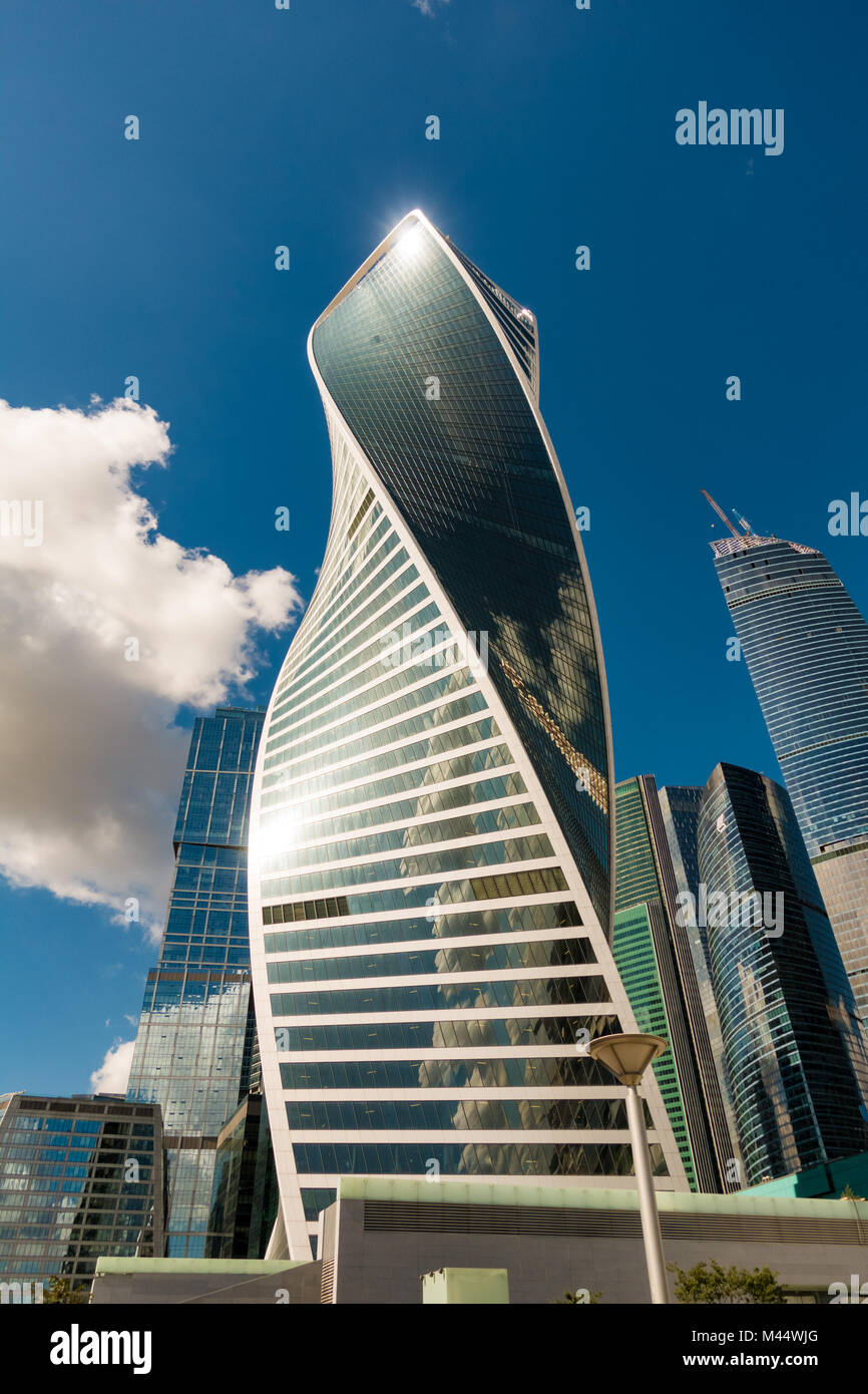 Mosca - Agosto 06, 2015: Architettura di grattacieli nella città di Mosca Foto Stock
