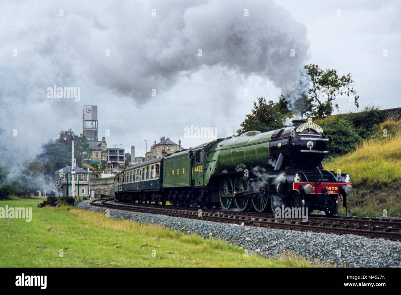 Classe LNER A3 4472 Flying Scotsman in una posizione sconosciuta. Immagine presa in 19771 Foto Stock