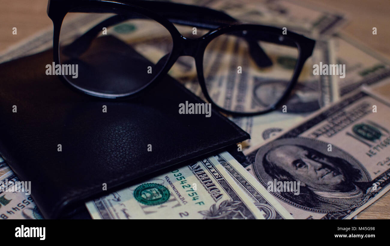 Equilibrio finanziario con dollari nell anno 2018 Foto Stock