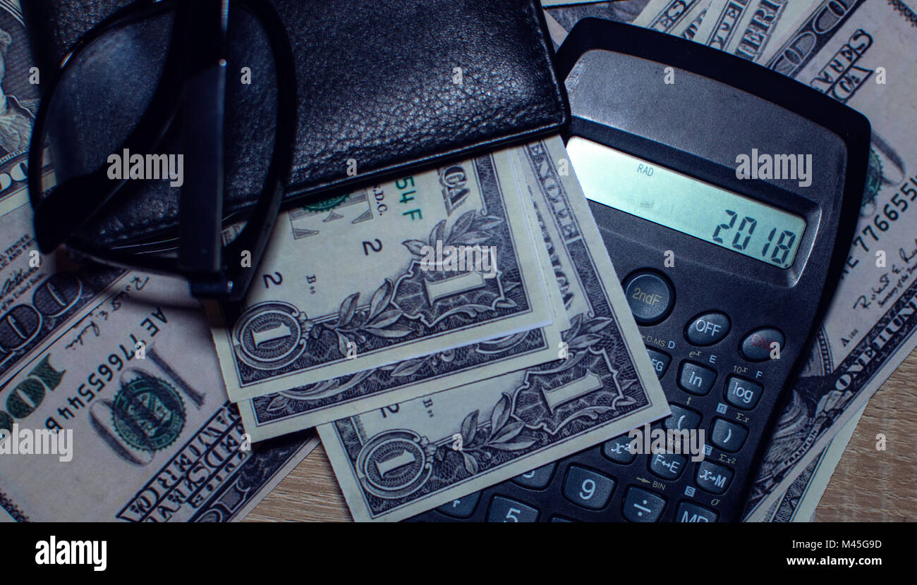 Equilibrio finanziario con dollari nell anno 2018 Foto Stock