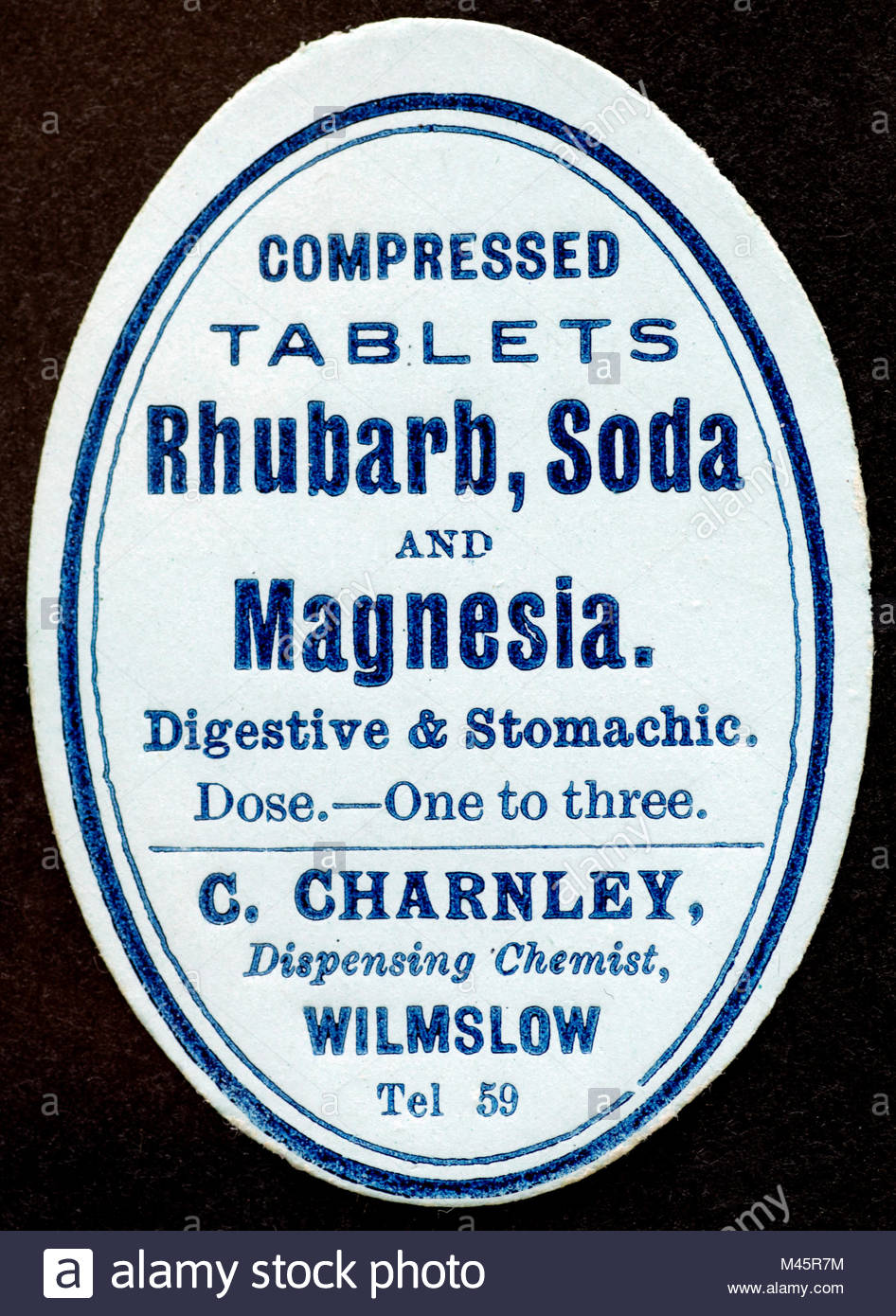 Vintage farmacia Etichette per bottiglie di medicina inizio novecento - Rabarbaro, soda e compresse di Magnesia Foto Stock