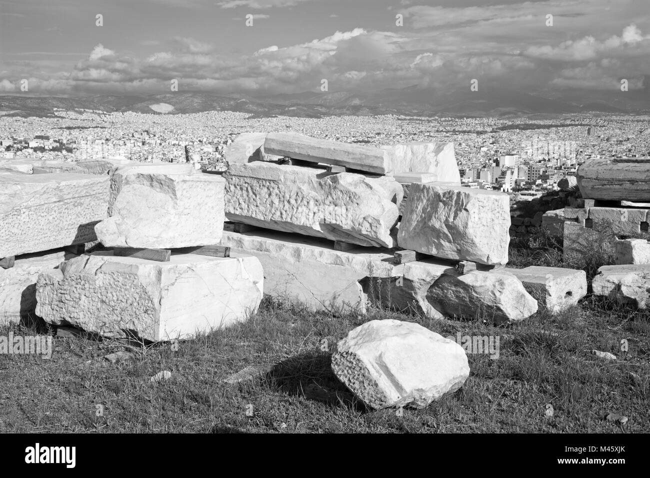 Atene - Il outlook dal Acropoli alla parte nord della città e le rovine. Foto Stock