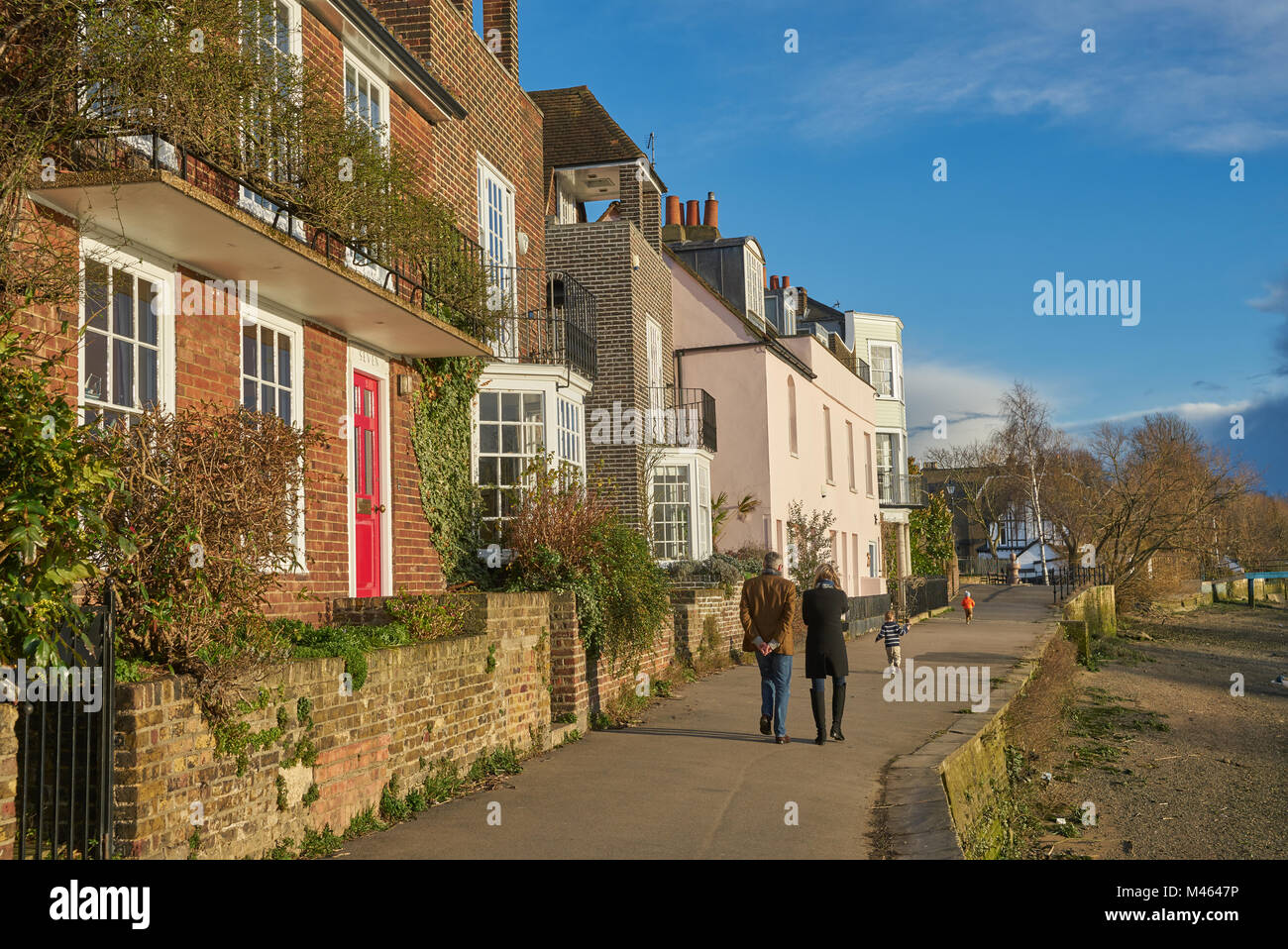 Il THAMES path in chiswick Londra Foto Stock