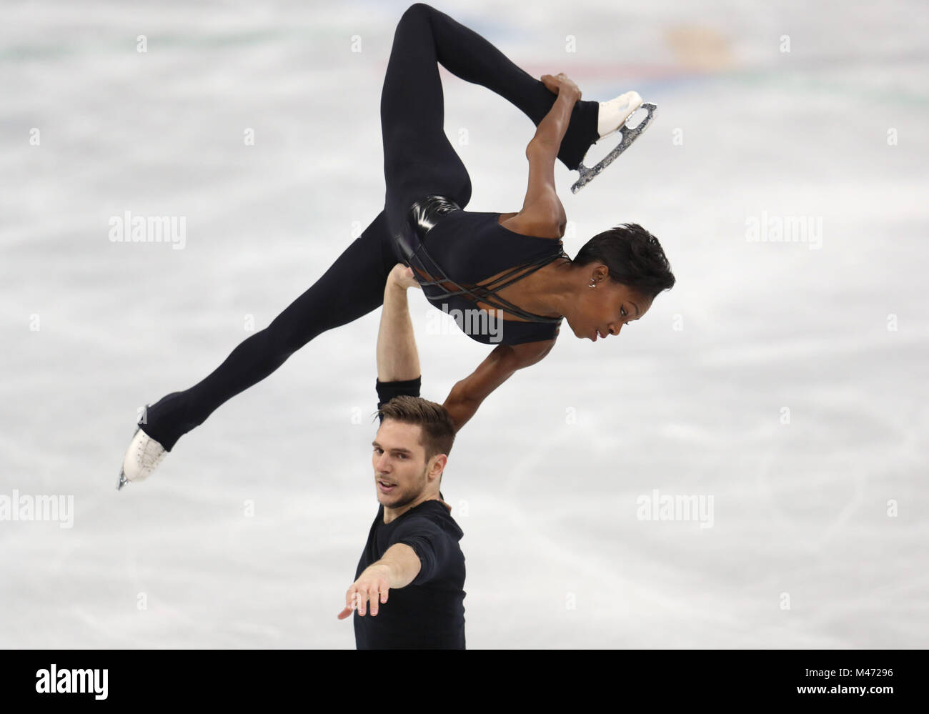 In Francia la Morgan Cipres e Vanessa James durante le coppie pattinaggio gratuito di Pattinaggio di Figura durante l ultimo giorno sei del PyeongChang 2018 Giochi Olimpici Invernali in Corea del Sud. Foto Stock