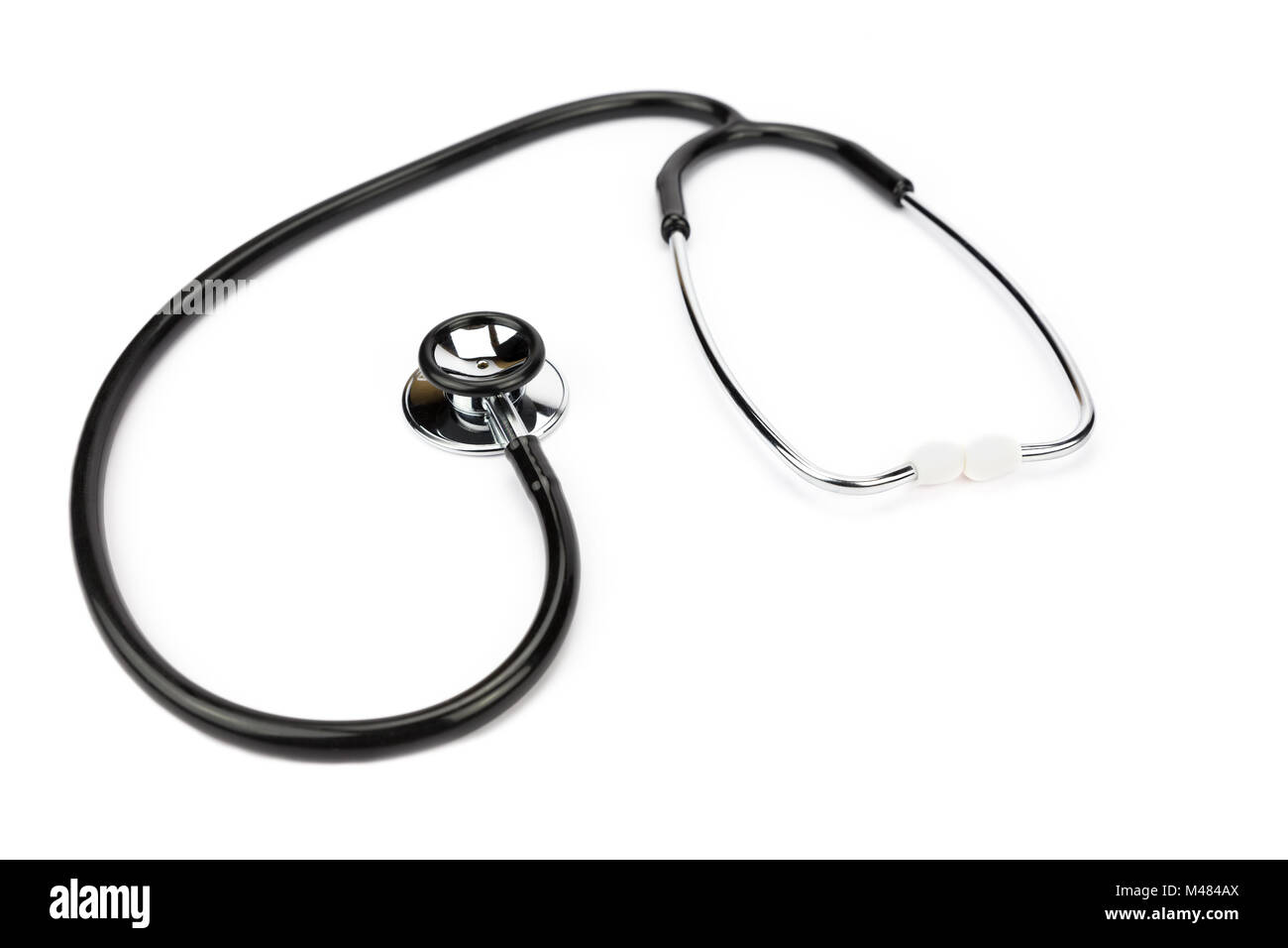 Nero stetoscopio professionale isolato su sfondo bianco Foto Stock