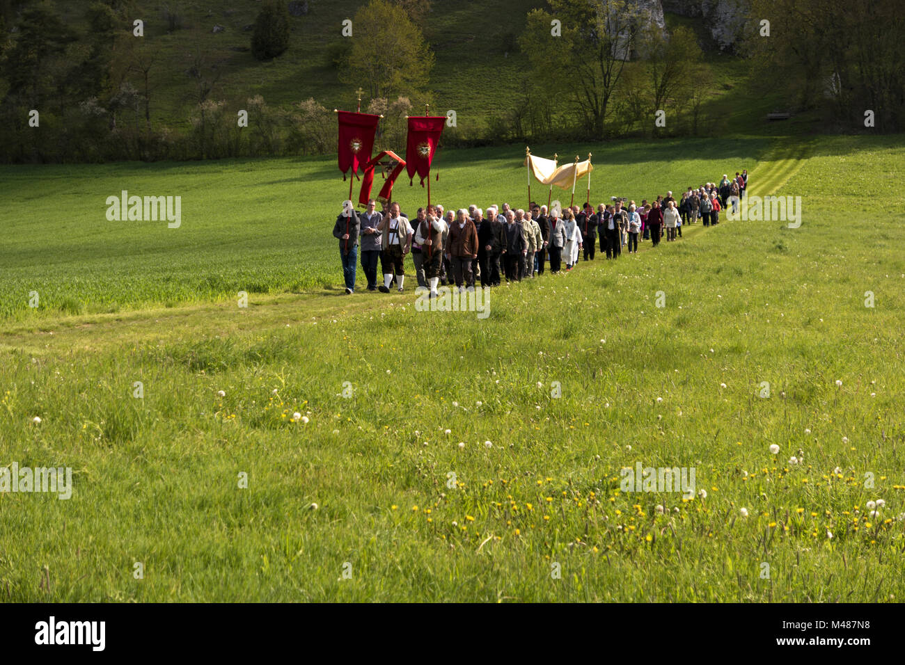 Himmelfahrtsprozession im Altmühltal Foto Stock