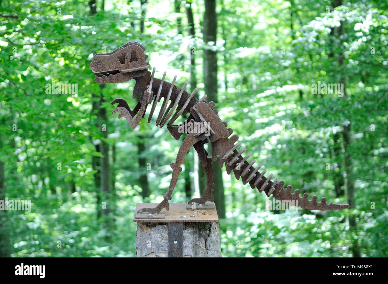 Sonnenbühl Bärenhöhle metallo scultura di dinosauro Foto Stock