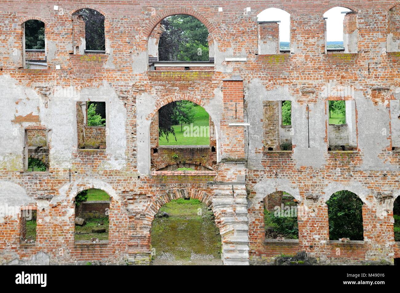 Ingresso anteriore del castello cortile Dargun Germania Foto Stock
