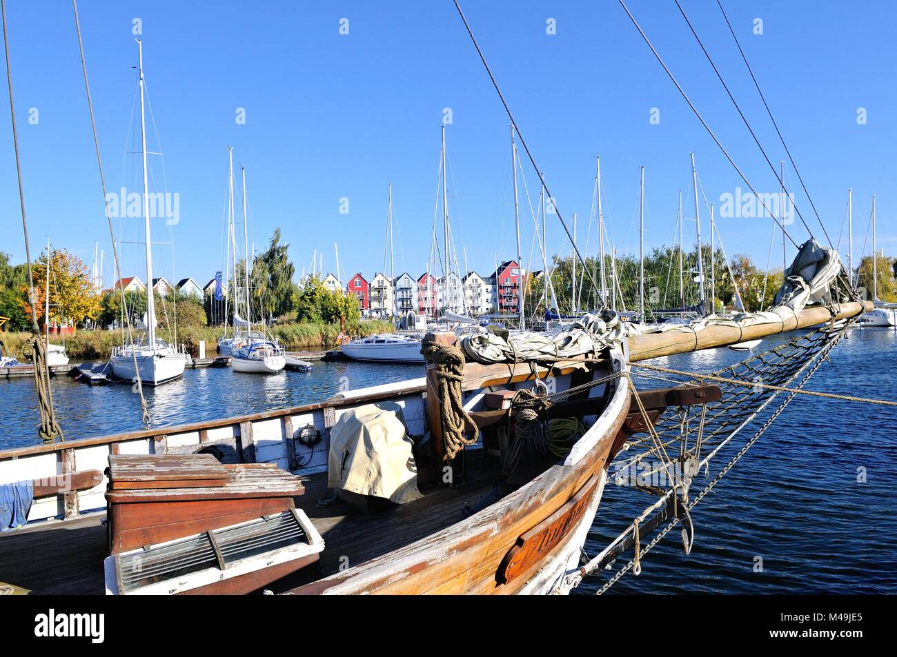 Legno di Greifswald Pond Quartier e centro yachting Baltic Germania Foto Stock