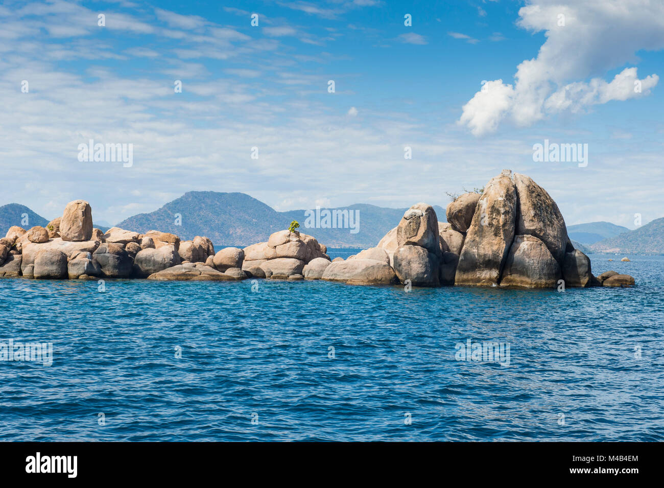 Affioramenti granitici sul Mumbo island,Cape Maclear,Lago Malawi Malawi,,Africa Foto Stock