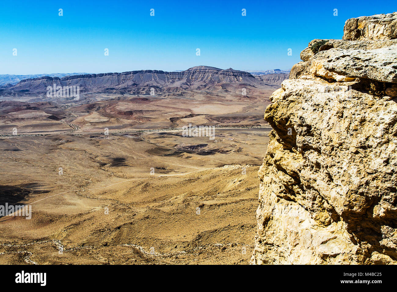 Nazionale parco geologico HaMakhtesh HaRamon. Israele . Foto Stock