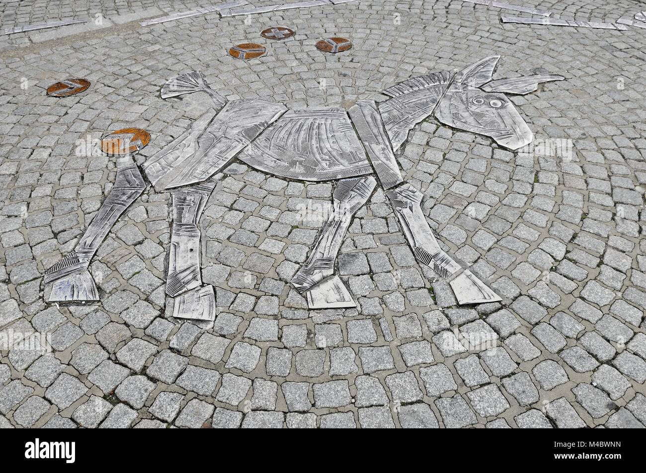 La figura degli animali nella pavimentazione Gera Turingia Germania Foto Stock