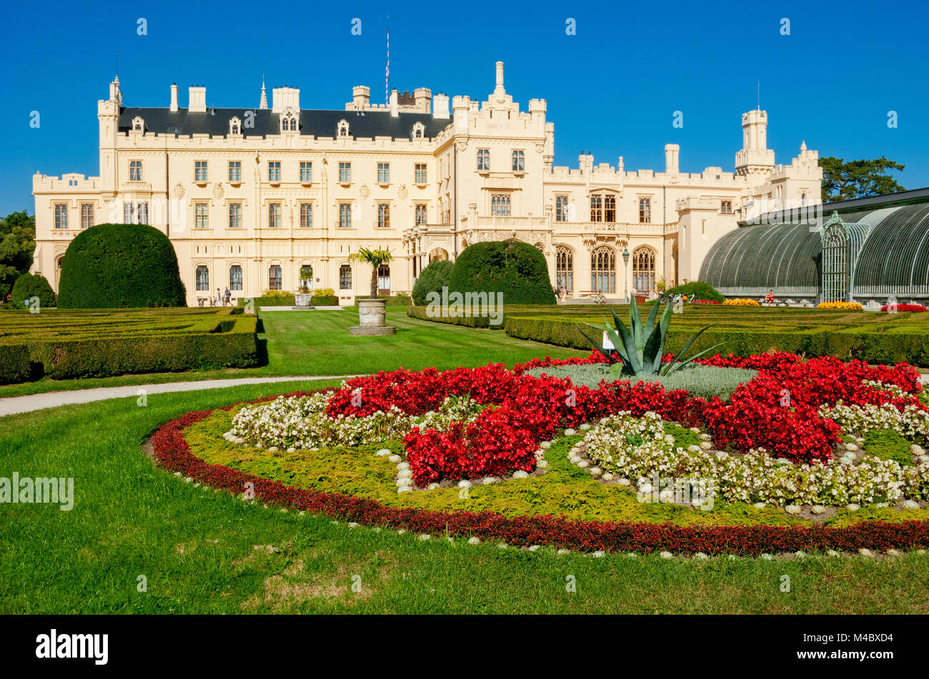 Lednice Palace, ex Liechtenstein residenza estiva, Area Lednico-valtický, Sud Moravia Repubblica Ceca, Europa Foto Stock