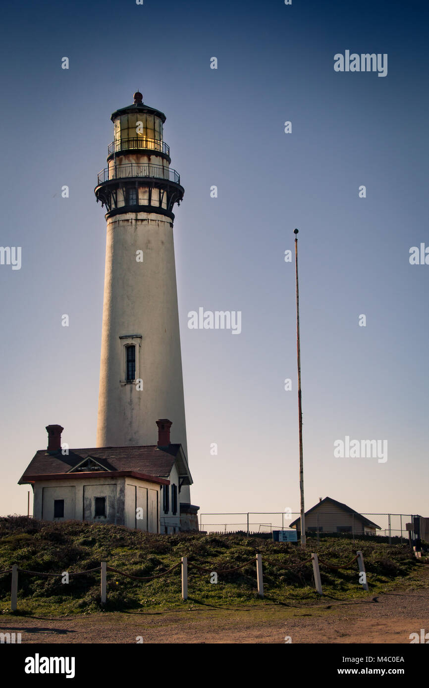 Pigeon Point Lighthouse sulla strada statale n. 1, California Foto Stock