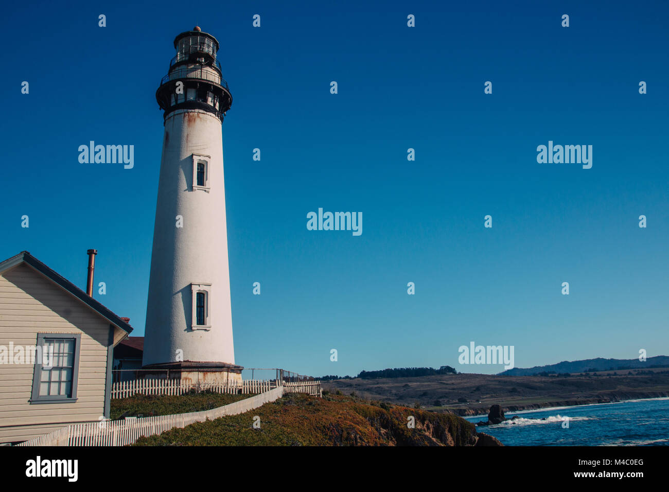 Pigeon Point Lighthouse sulla strada statale n. 1, California Foto Stock
