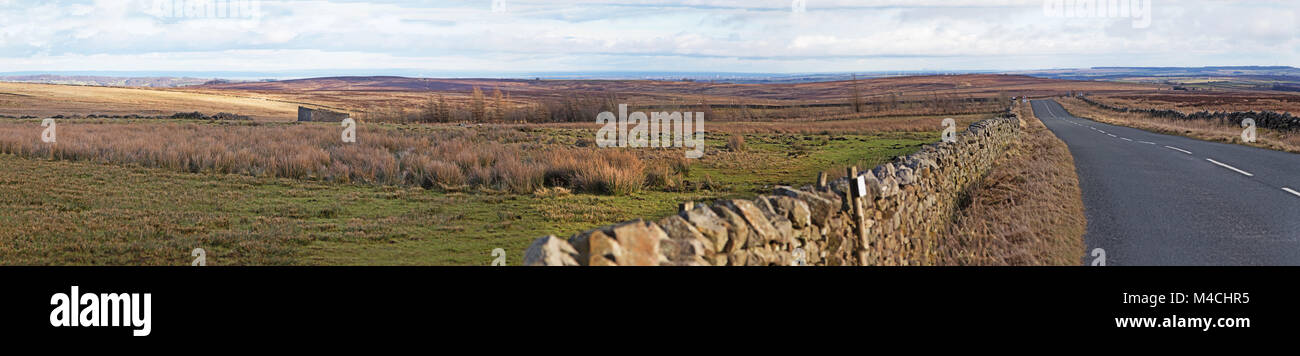 Una vista panoramica da Menwith Hill guardando verso la valle di York Foto Stock