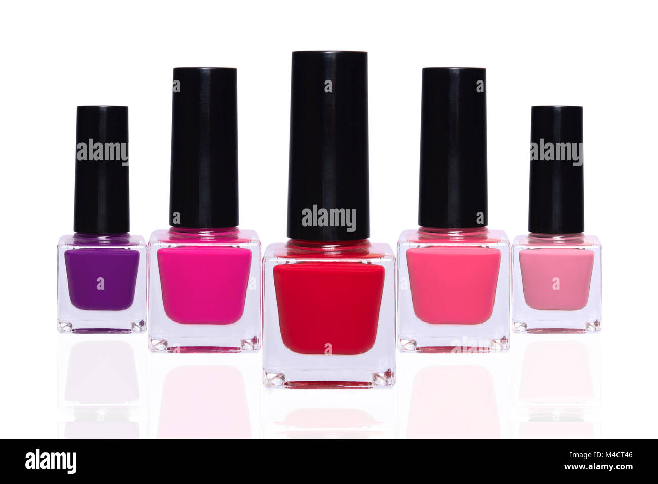 Set di multi-colore di smalti per unghie. Rosso, viola, rosa giare con smalto per unghie. Foto Stock
