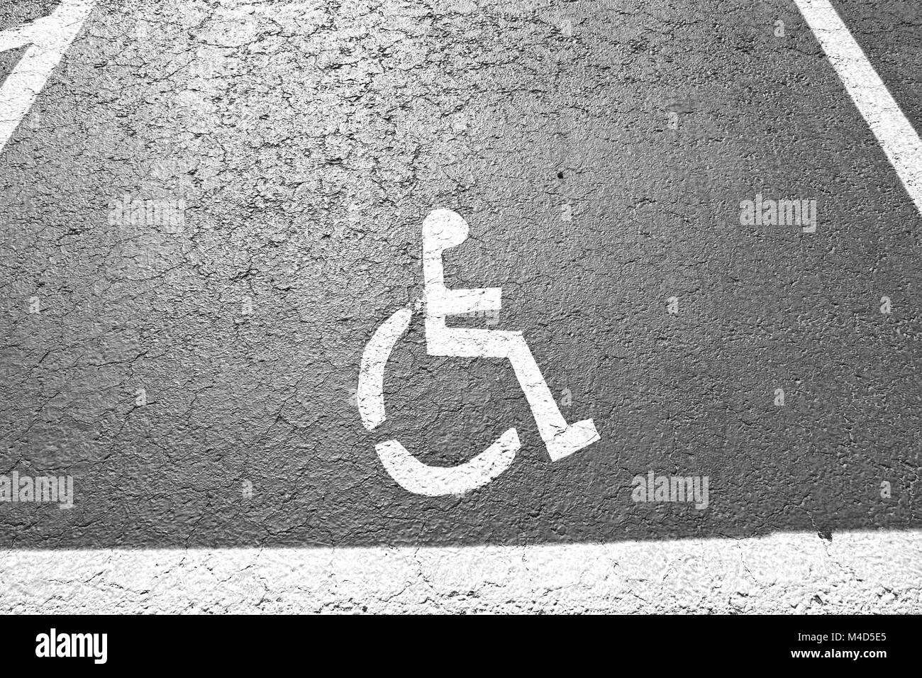 Parcheggio per disabili Foto Stock