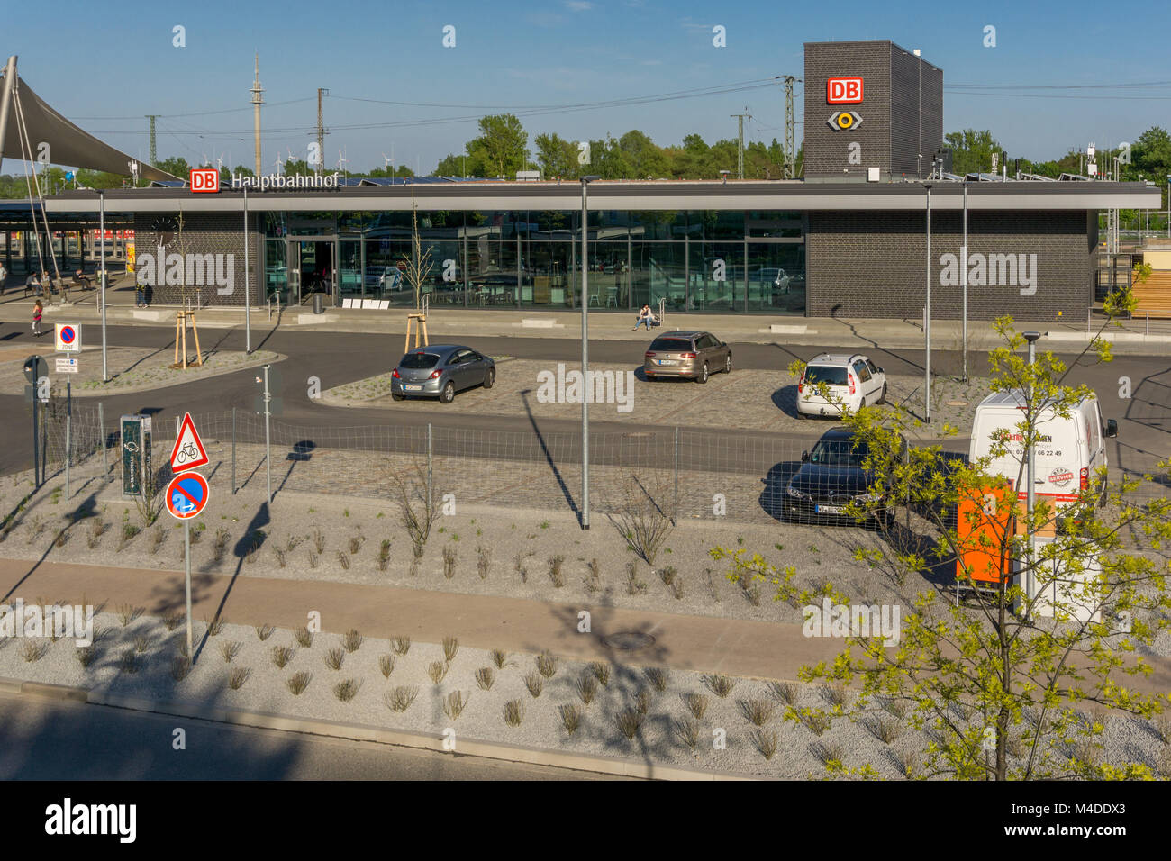 "Gruener Bahnhof' Lutherstadt Wittenberg - un trasporto sostenibile station Foto Stock