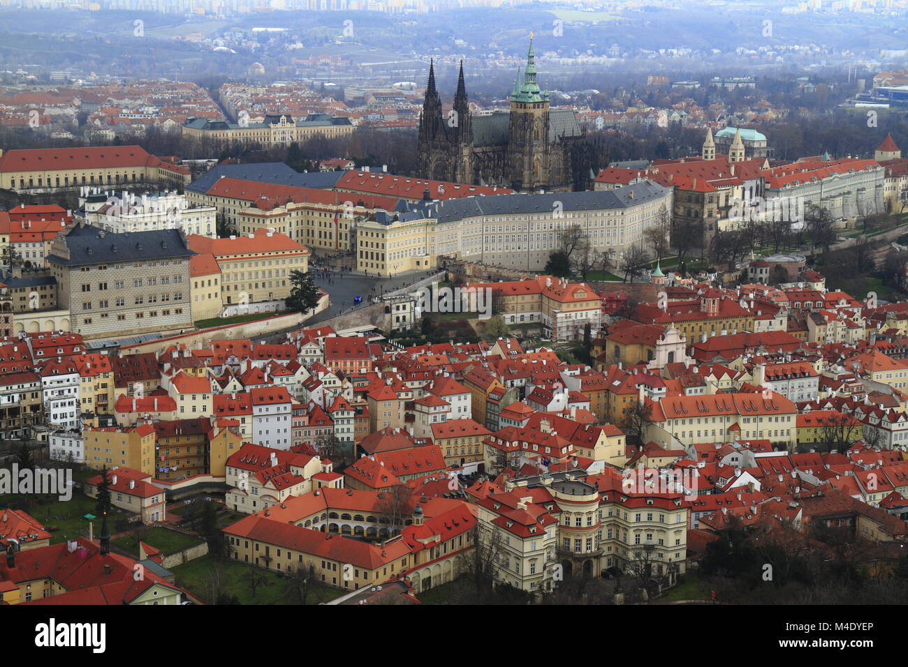 Il Castello di Praga e la Cattedrale di San Vito Foto Stock