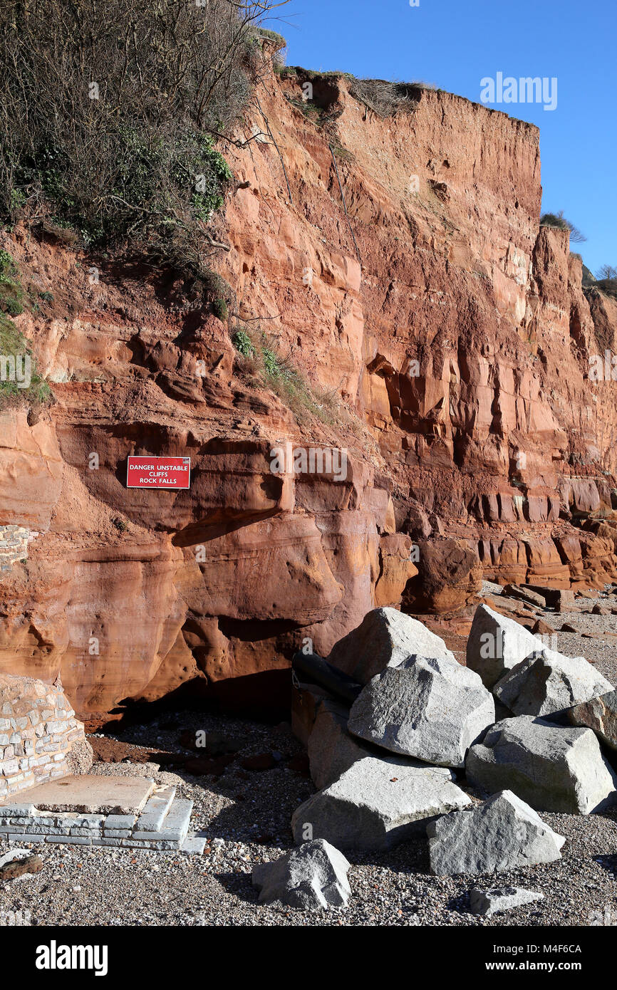 Erosione costiera avvistato lungo il litorale Jurrasic a Sidmouth, nel Devon. Foto Stock