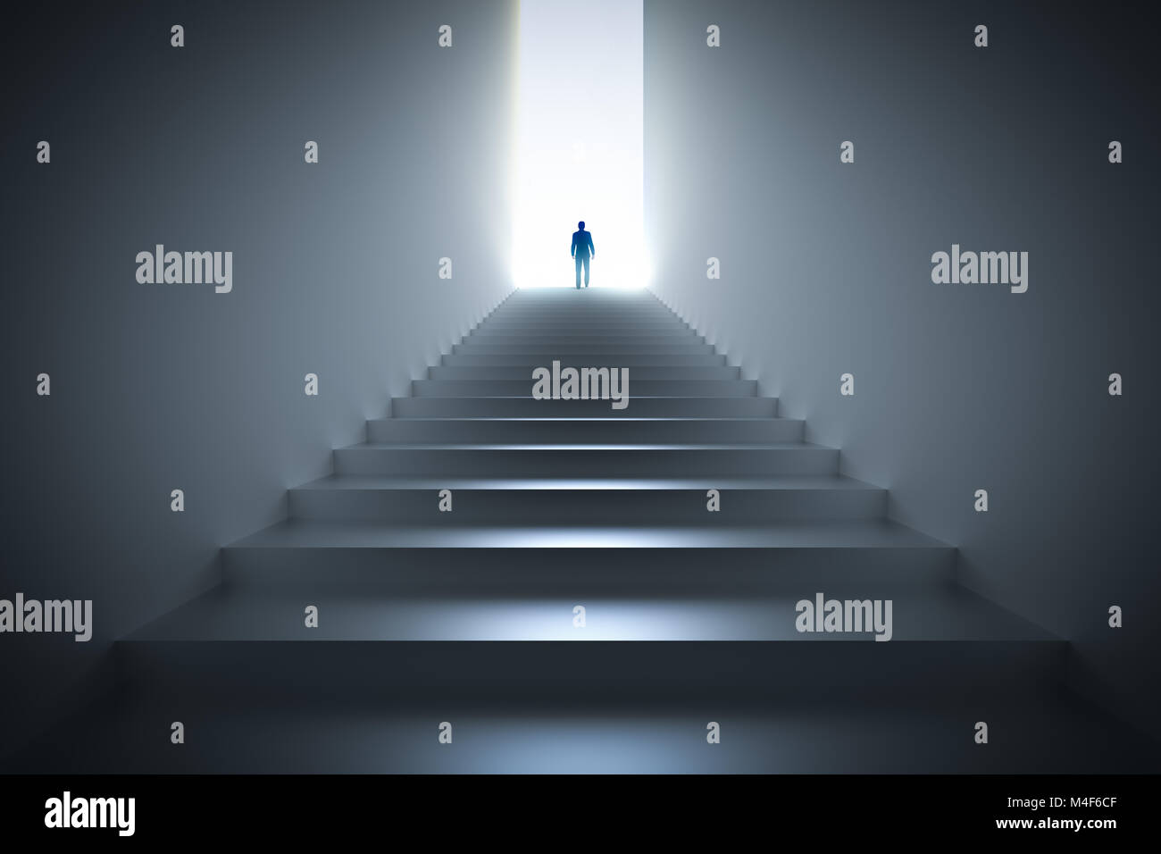 Imprenditore salire le scale verso la luce. Foto Stock