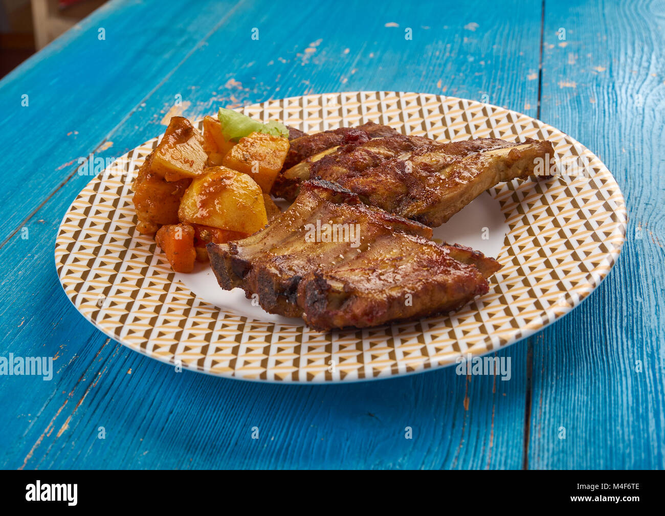 Zeberka miodowo-musztardowe - arrosto di costolette di maiale in stile polacco Foto Stock