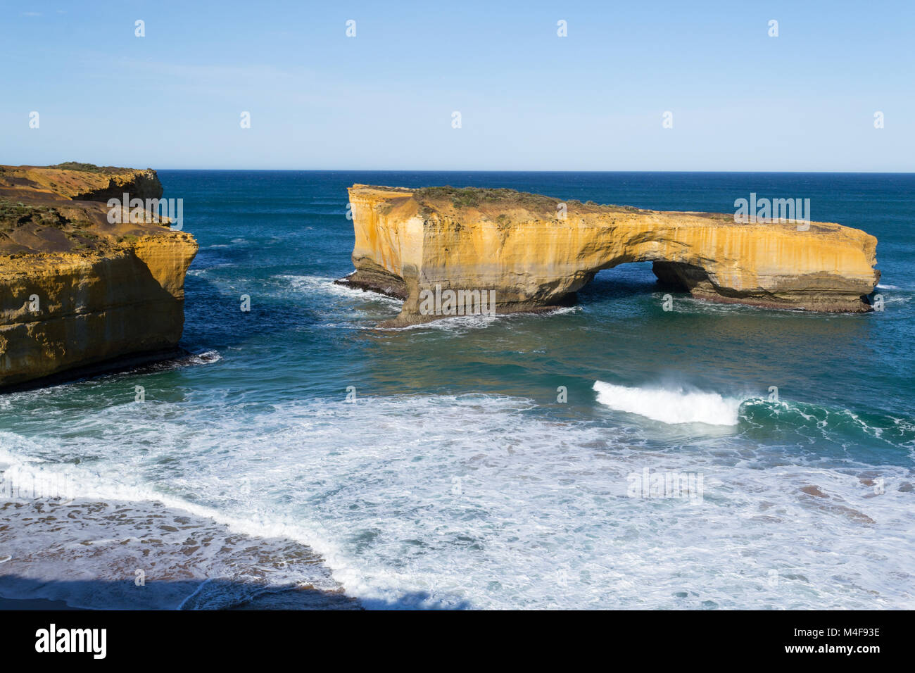 London Bridge nella Great Ocean Road Foto Stock